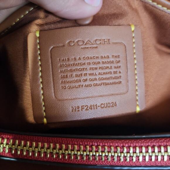 Coach Legacy Medium Pebbled Leather Carryall 28 B4/Ruby CU024 - Picture 7 of 8
